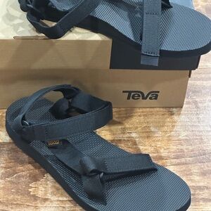 Teva Classic Black Water Hiking Sandals